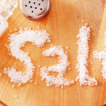 メダカの塩浴の目的とは？塩浴にはどんな種類の塩が良いの？
